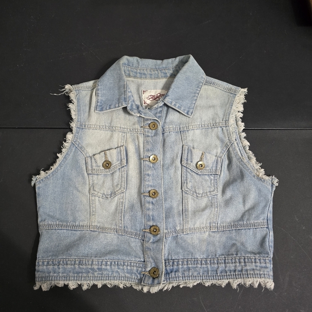 One 5 One Frayed Light Blue Denim Vest with Button Closure Womens Size Small